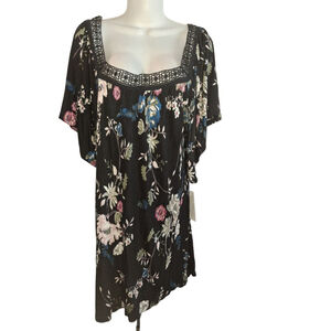 Chelsea Studio Black Floral Tunic Top 3X feminine cottage core
